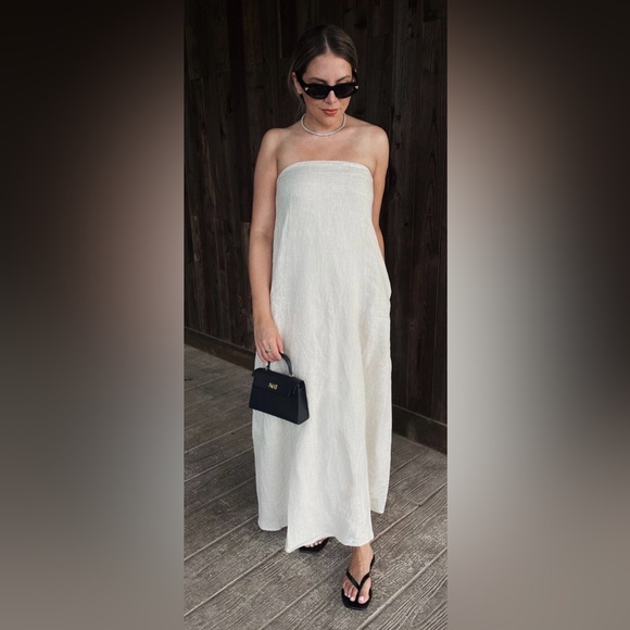 DISSH Dresses & Skirts - DISSH Strapless Dress